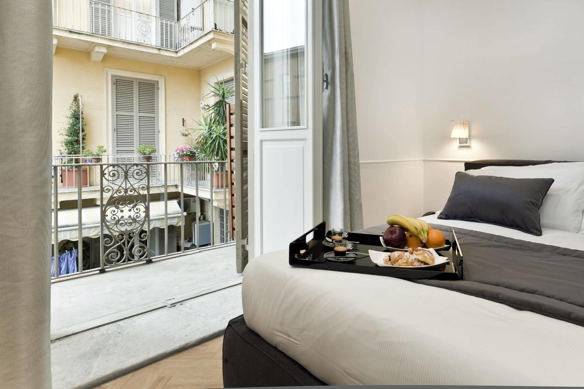 Vanity Navona Hotel 2*